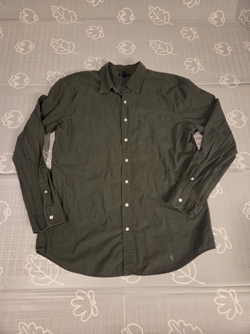 Men's Olive Green Button-Down Shirt